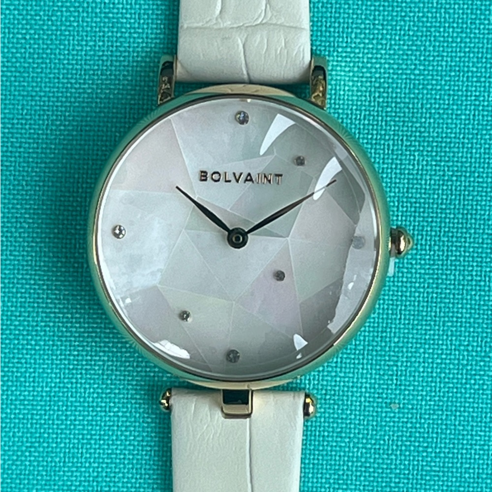 Bolvaint Vainui Mother-of-Pearl Women’s Watch